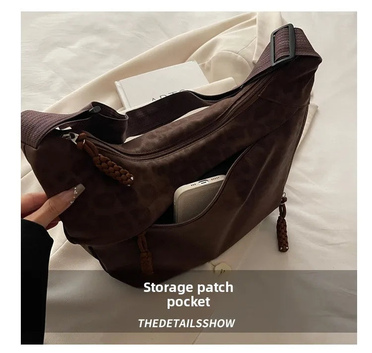 Women Fashion Leopard Print Crossbody Bag Large Capacity Hobo Shoulder Bag for Daily Commute Casual Outfit Armpit Bag