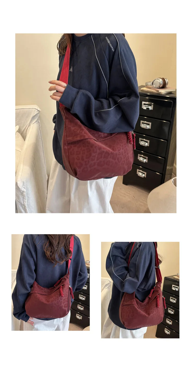 Women Fashion Leopard Print Crossbody Bag Large Capacity Hobo Shoulder Bag for Daily Commute Casual Outfit Armpit Bag