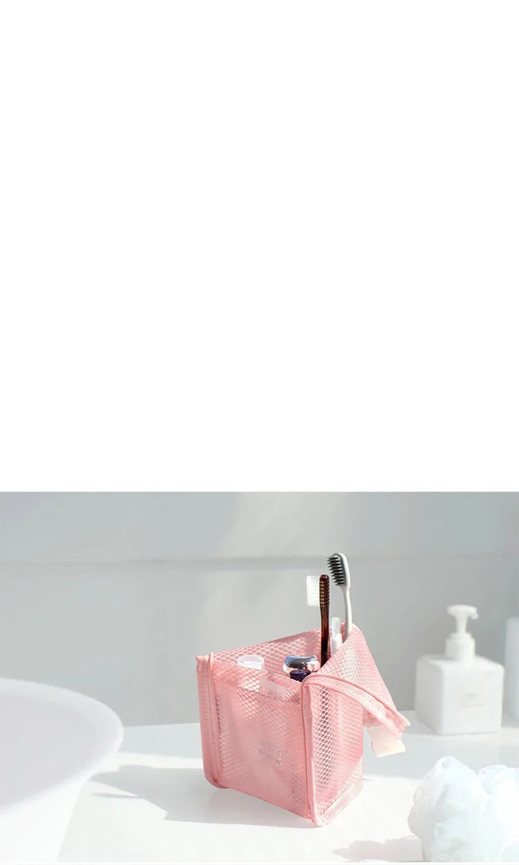 Portable Mesh Standing Toiletry Bag, Lightweight Foldable Clear Hanging Travel Organiser for Toothbrush & Travel