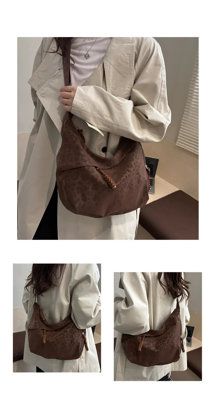 Women Fashion Leopard Print Crossbody Bag Large Capacity Hobo Shoulder Bag for Daily Commute Casual Outfit Armpit Bag